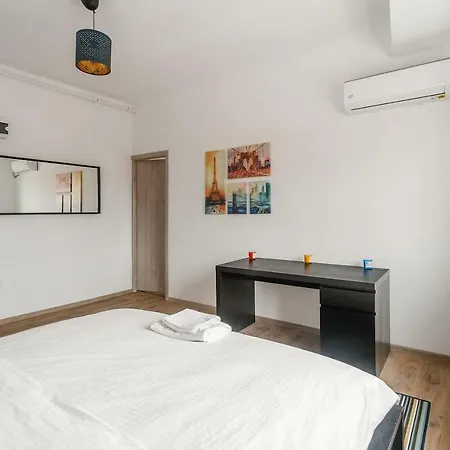 Bliss - National Apartment *